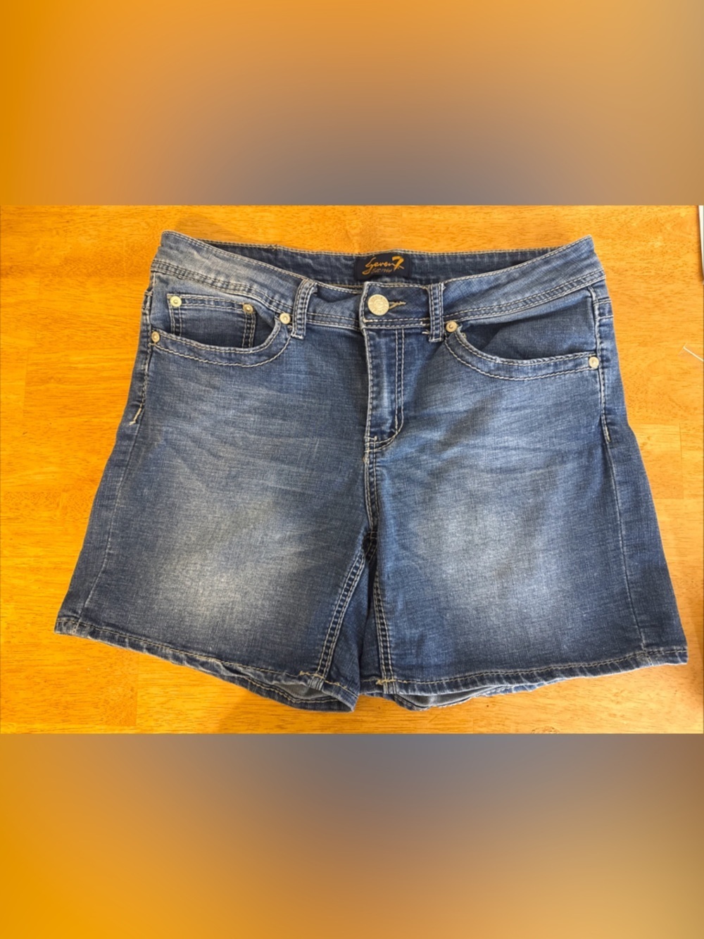 Seven7 Denim Shorts 5.5” Inseam Sz 10 Stretch Embroidered Western Boho